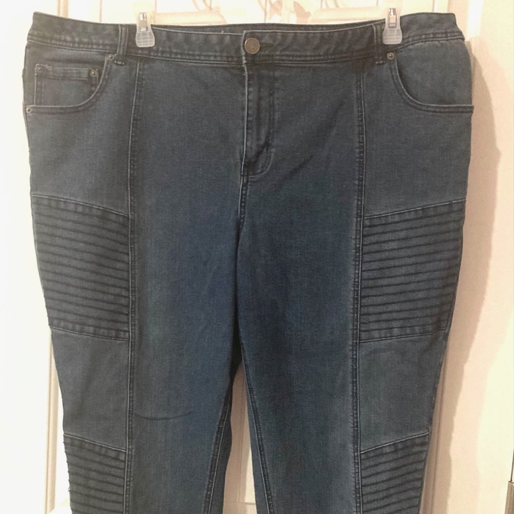 Lane Bryant Genius Fit  Skinny Jeans Size 26